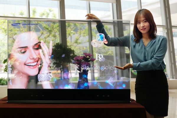Samsung mostrou tela com transparência de mais de 40%