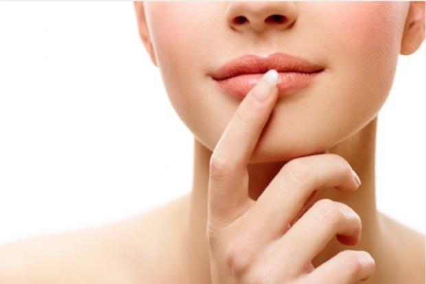 Cirurgião plástico fala sobre a sensualidade dos lábios na harmonia da face